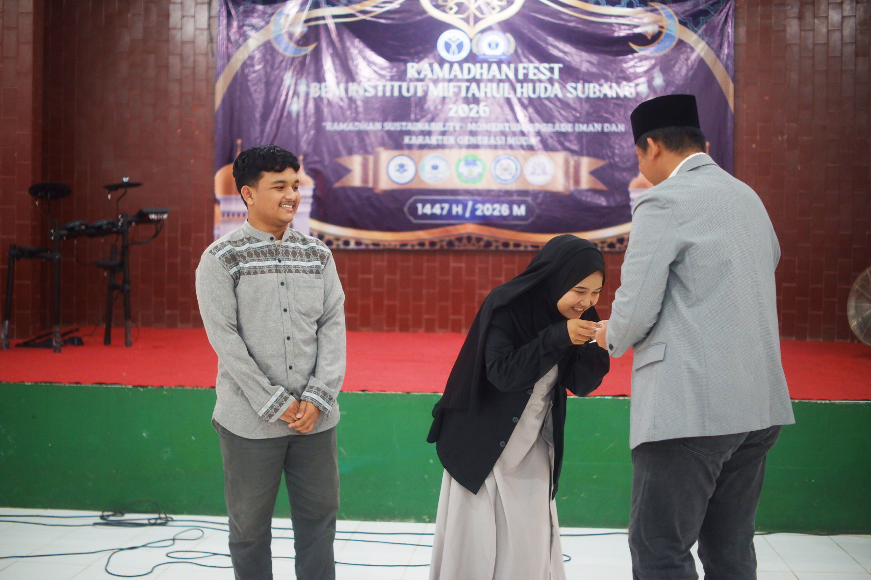 Gambar Pendukung